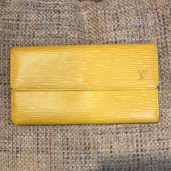 LOUIS VUITTON Yellow Epi Leather Porte Feuille Sarah Long Bifold Wallet CA1909 - Picture 1 of 17